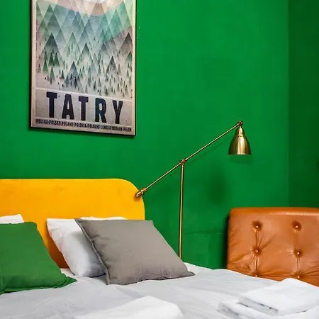 Les Couleurs By Upstairs Cracovia