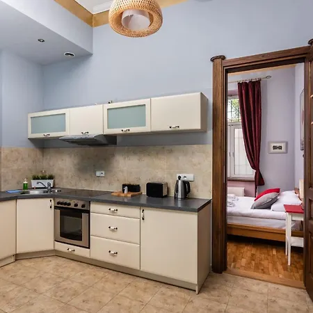 아파트 Les Couleurs By Upstairs 크라쿠프