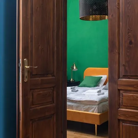 Les Couleurs By Upstairs דירה *